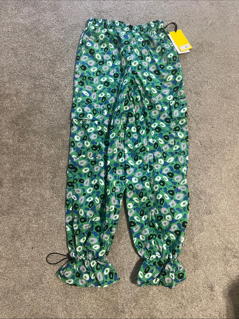 NWT Diane von Furstenberg x Target Green Floral Cargo Parachute Pants XS